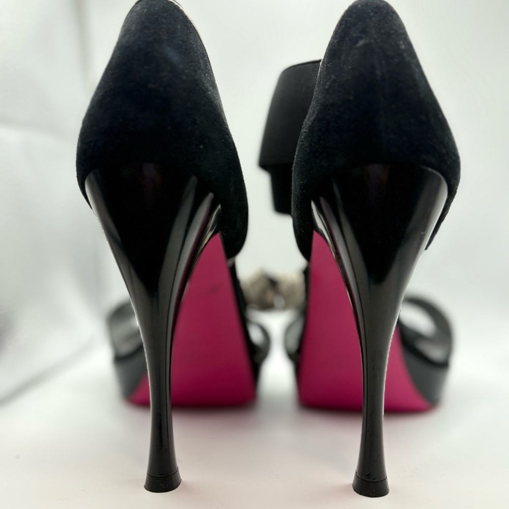 Chic Black and Pink Women's Heels